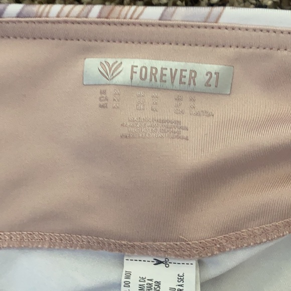 Forever 21 leggings - Picture 3 of 3